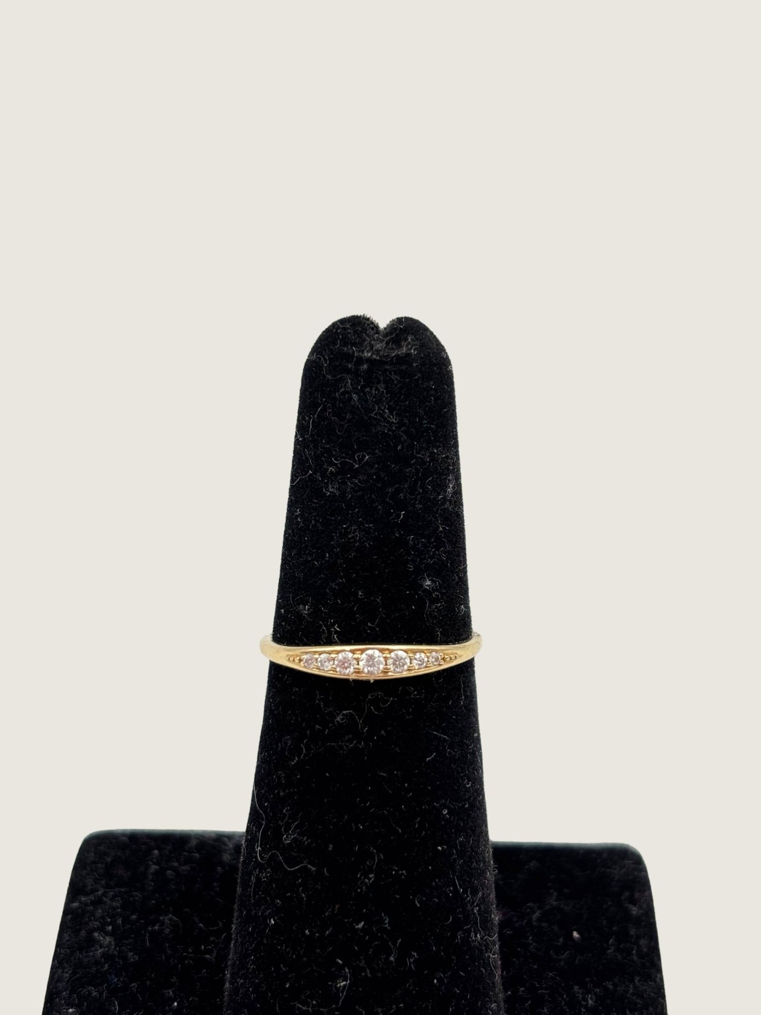 14k gold 5 Excellent: This item is gently used Ring