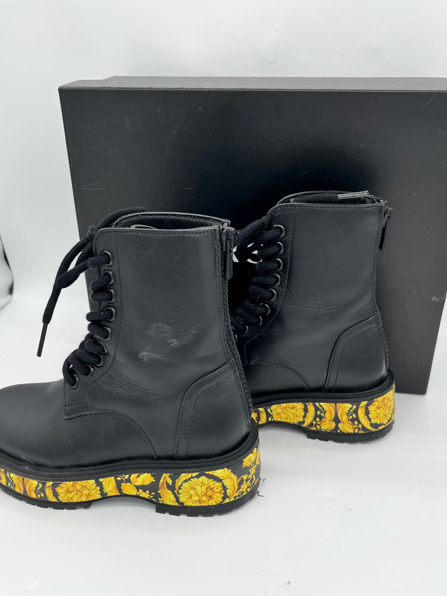 Size 11 VERSACE Excellent: This item is gently used Kids Boots