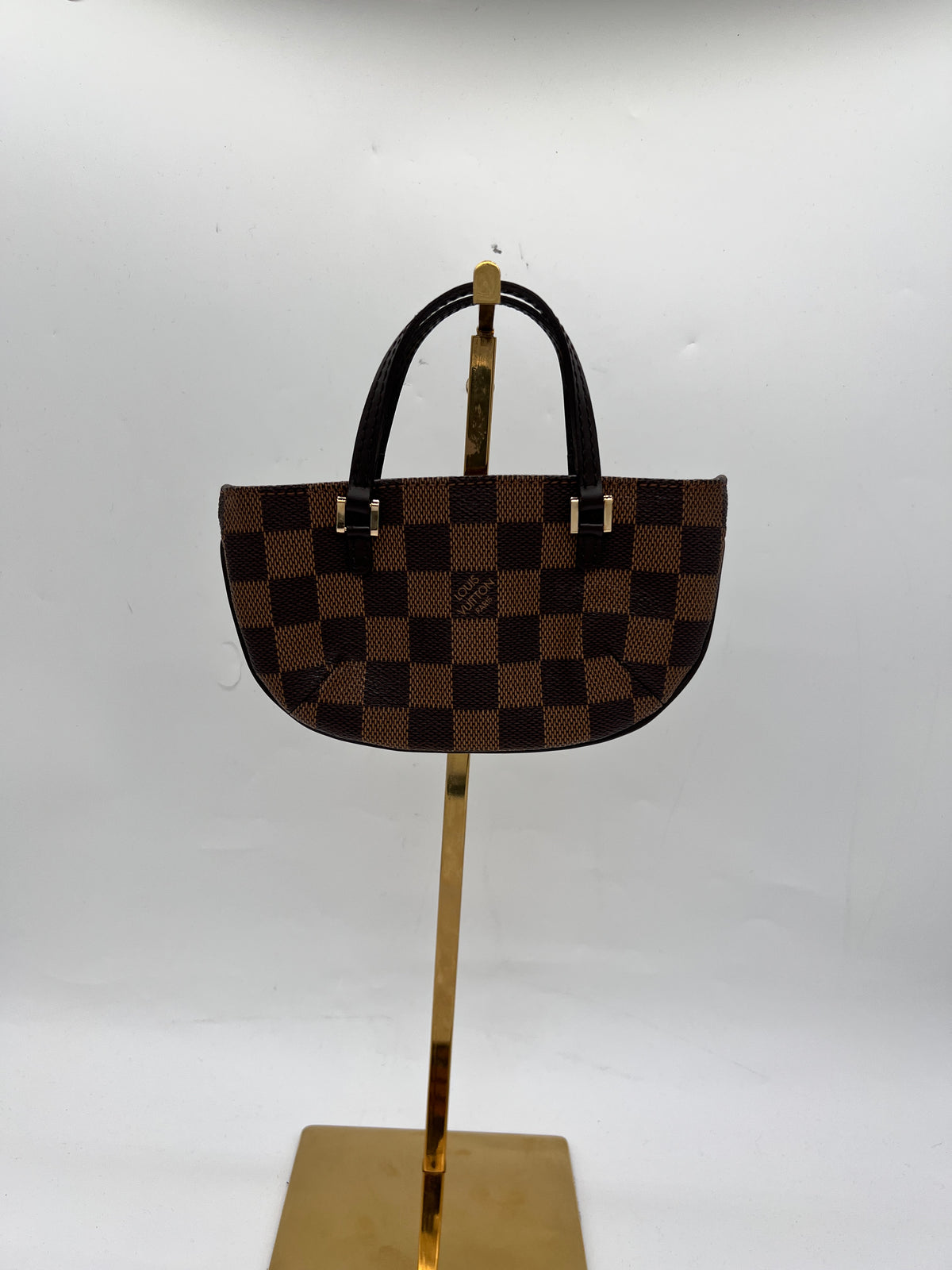 LOUIS VUITTON Pouch