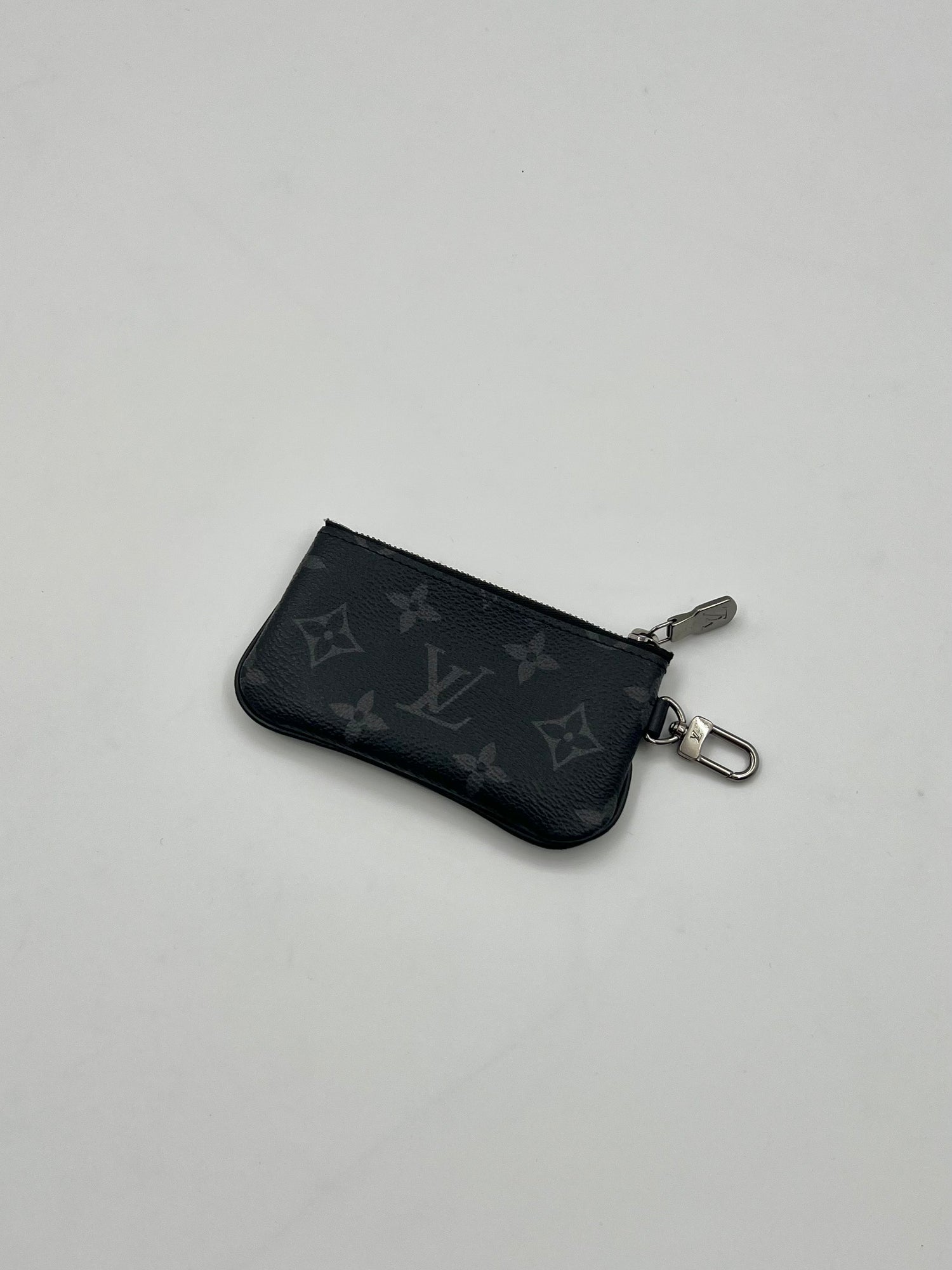 LOUIS VUITTON Pouch