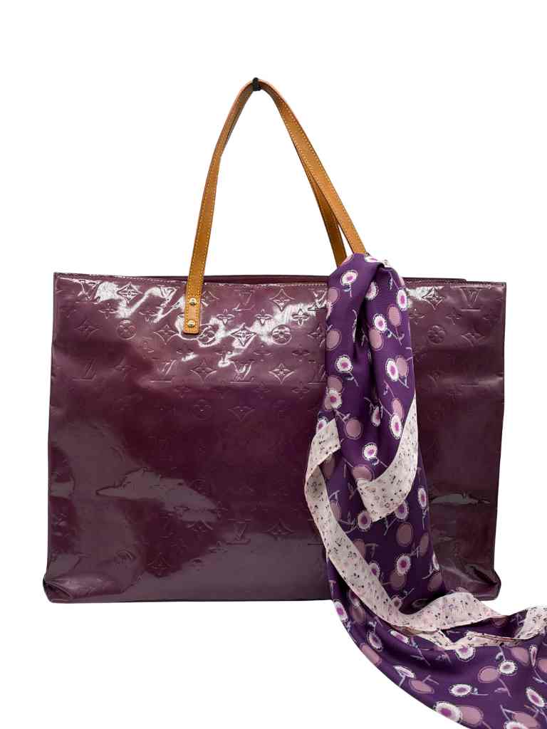 LOUIS VUITTON Handbag