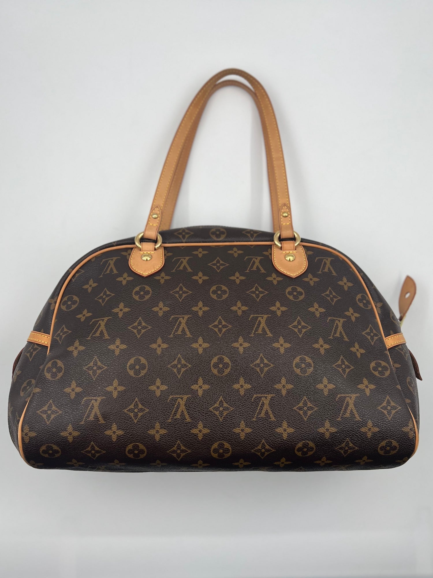 LOUIS VUITTON Handbag