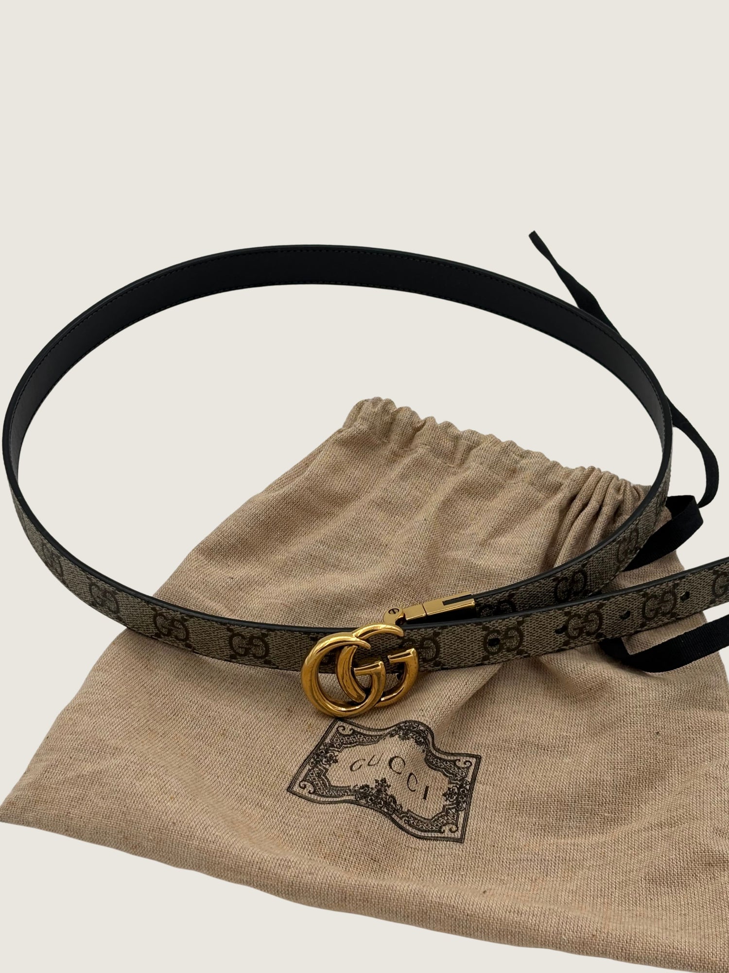 Size 36 GUCCI Excellent: This item is gently used Wom Belts