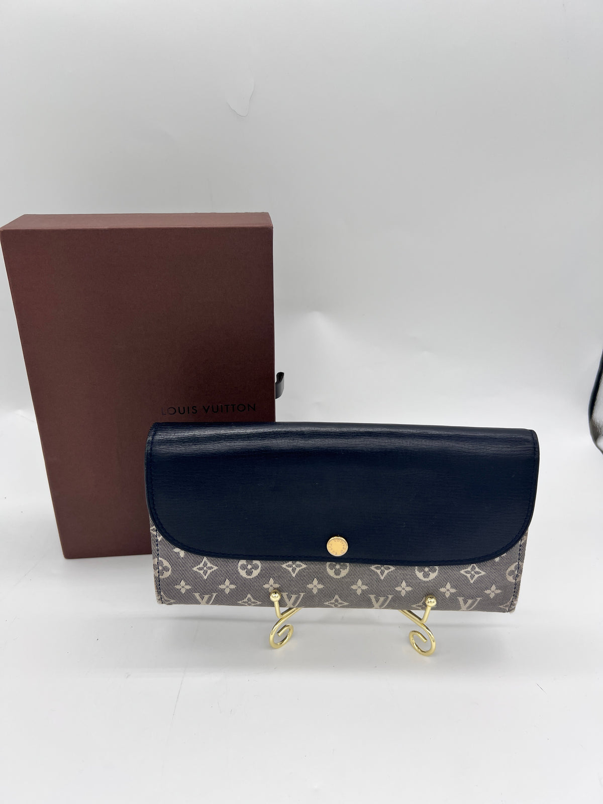 LOUIS VUITTON Wallet