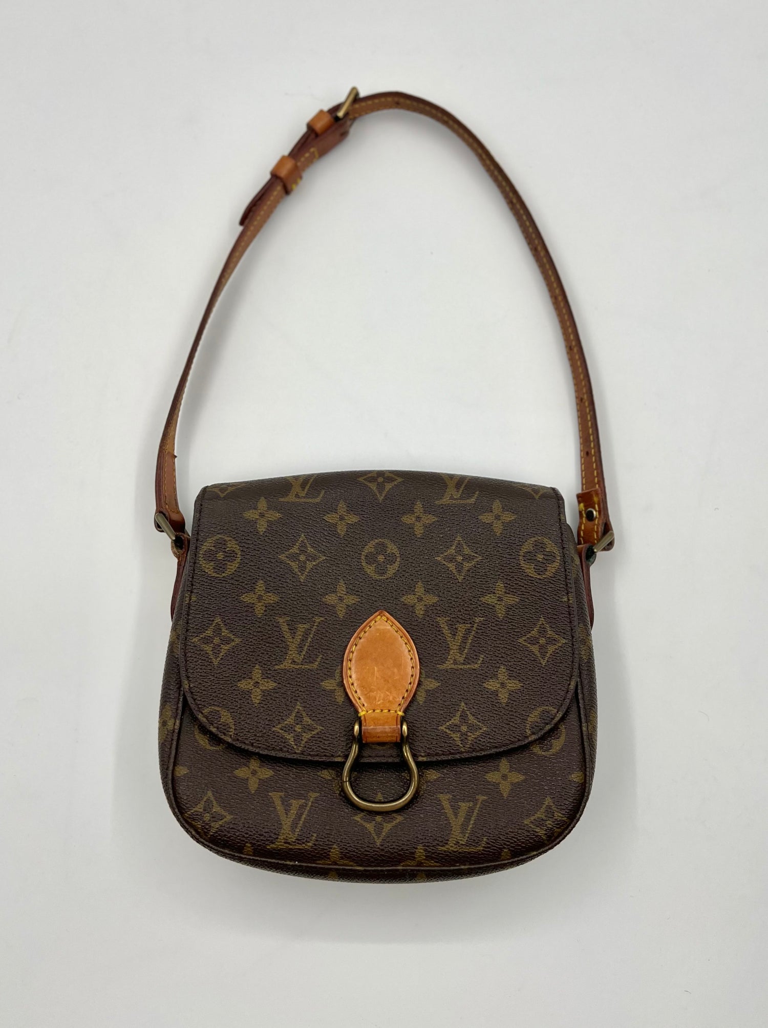 LOUIS VUITTON Saint Cloud MM, Monogram