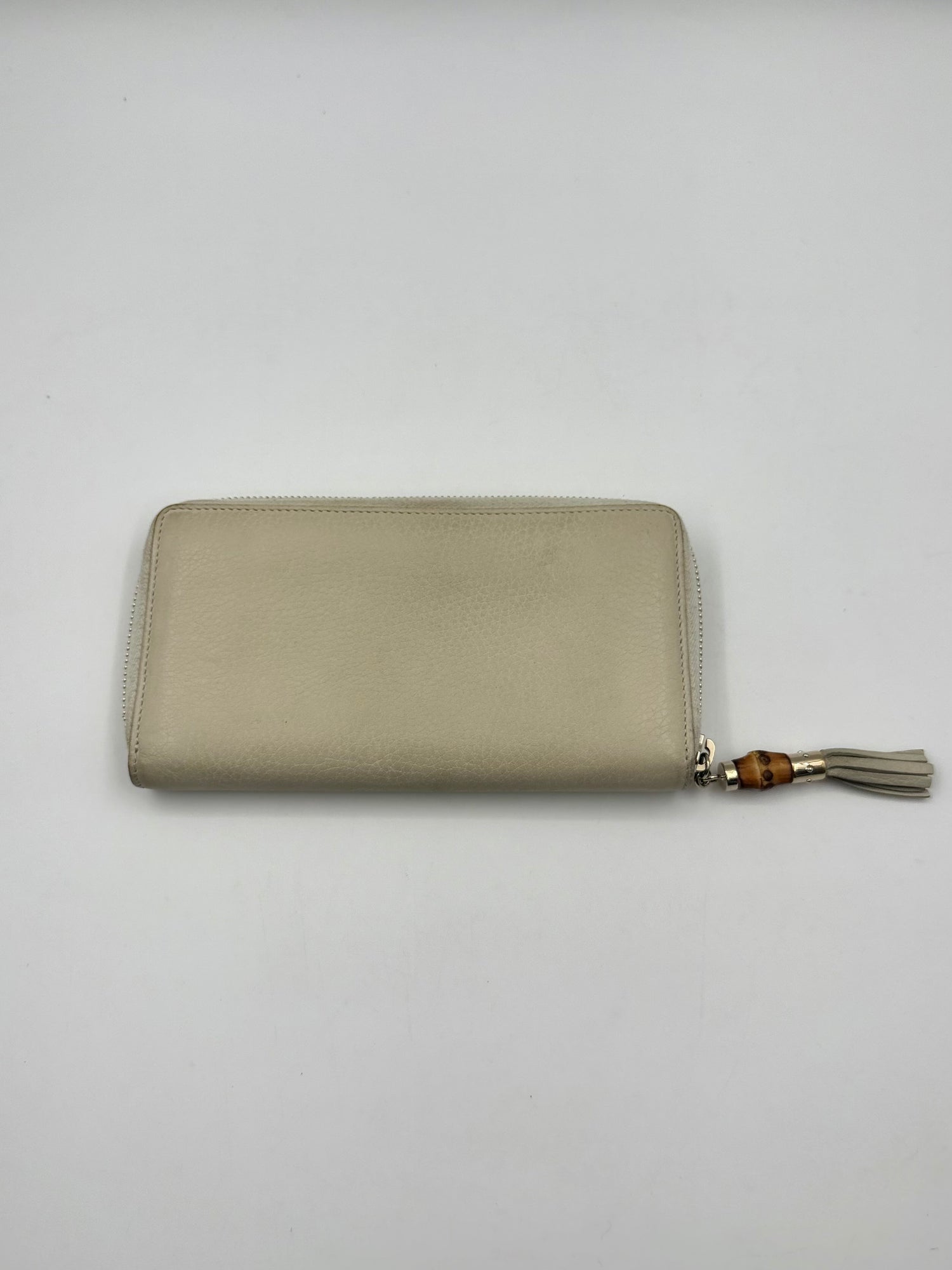 GUCCI Cream Leather Bamboo Tassel Wallet
