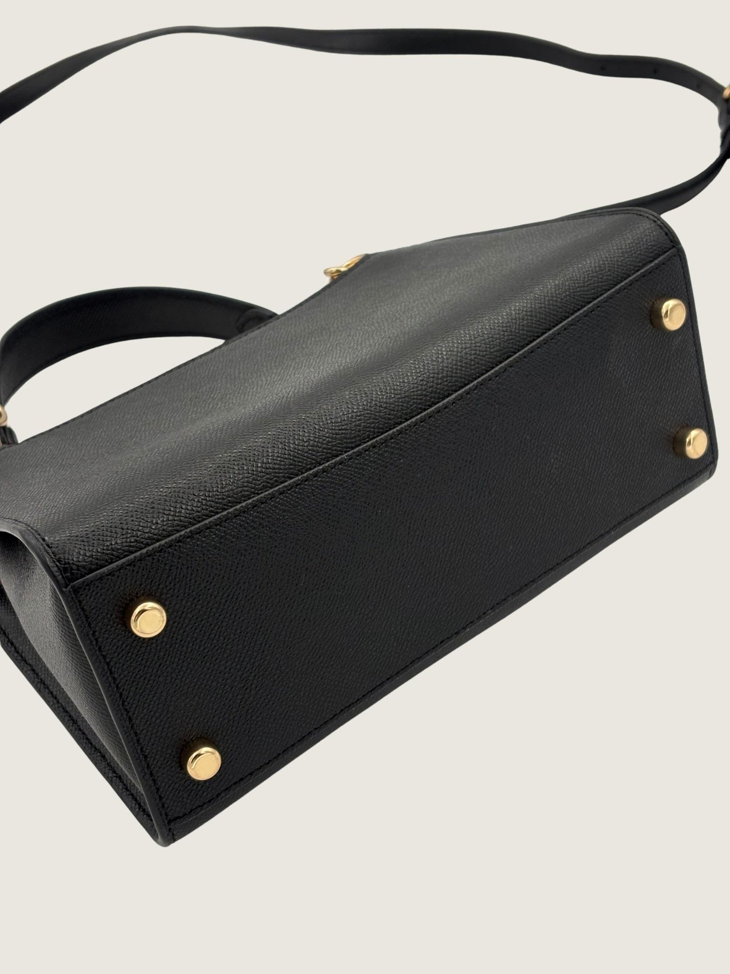 COACH NWT: The item is New-With-Tags Handbag