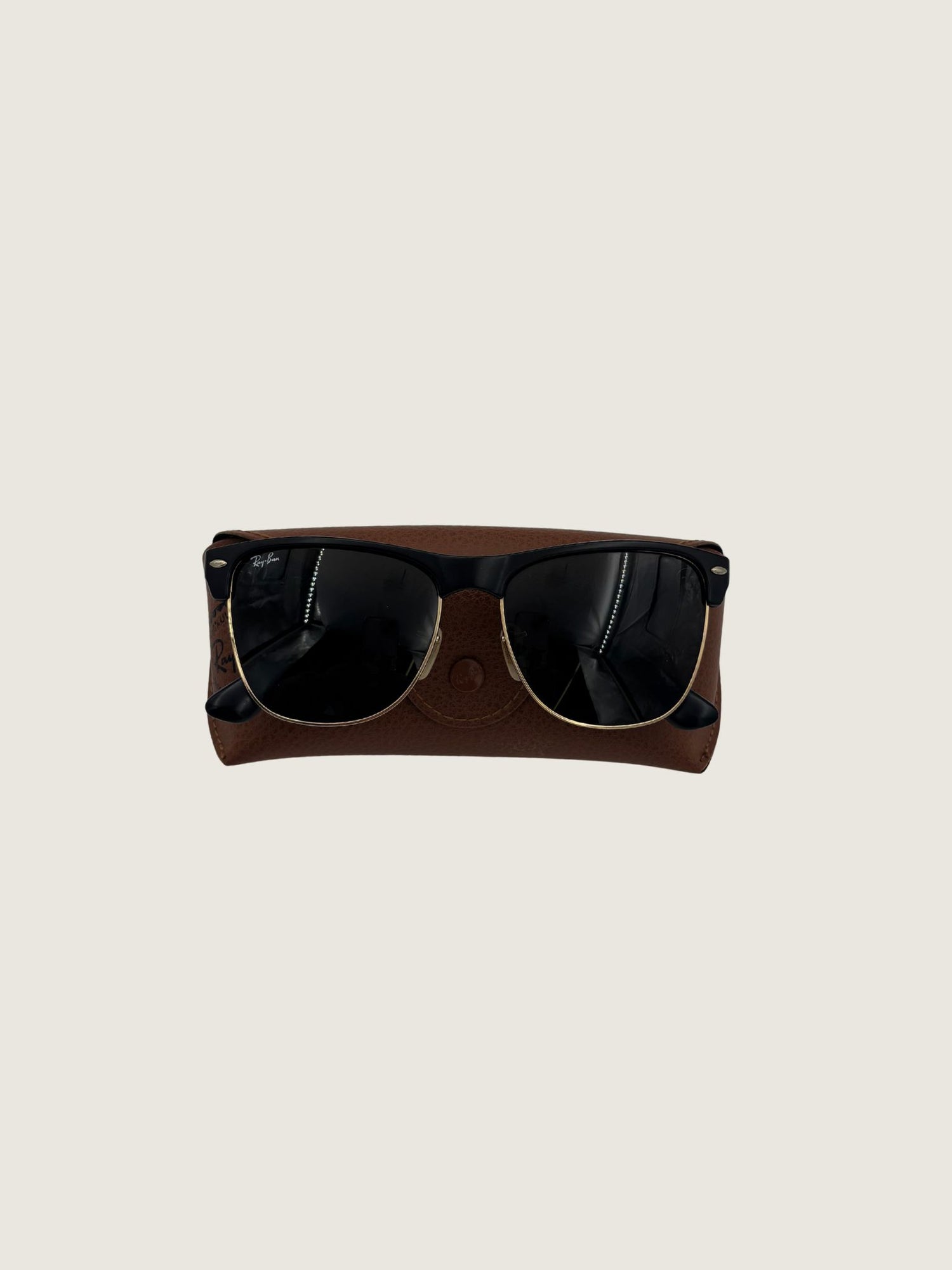 RAY BAN Excellent: This item is gently used Sunglasses
