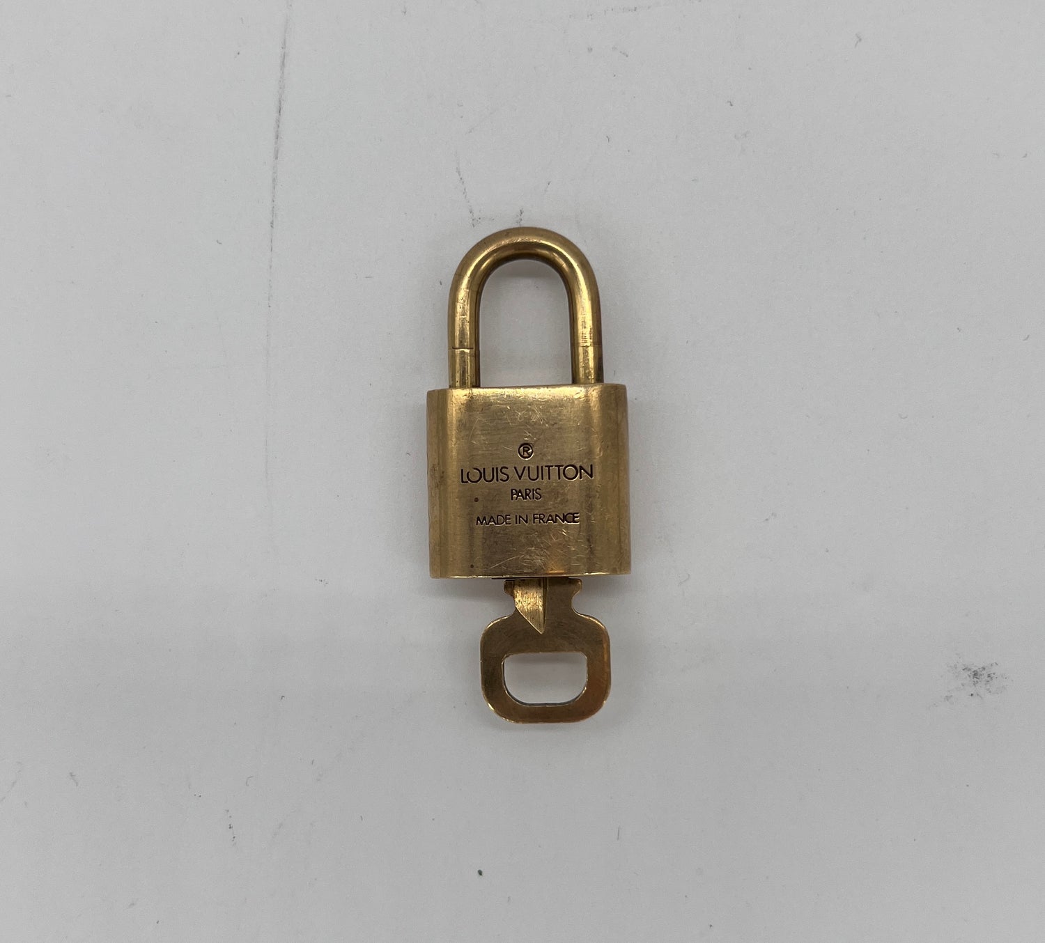 LOUIS VUITTON Excellent: This item is gently used Other