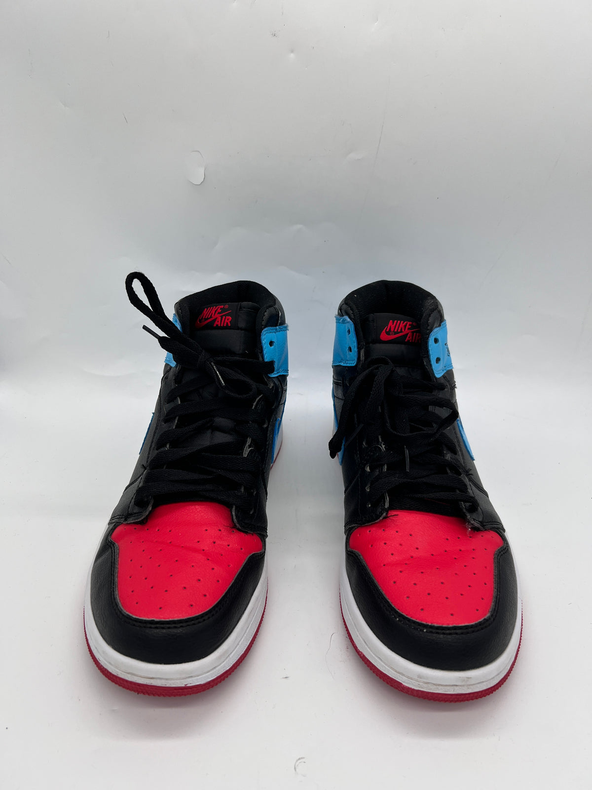 Size 8.5 JORDAN Mens Sneakers