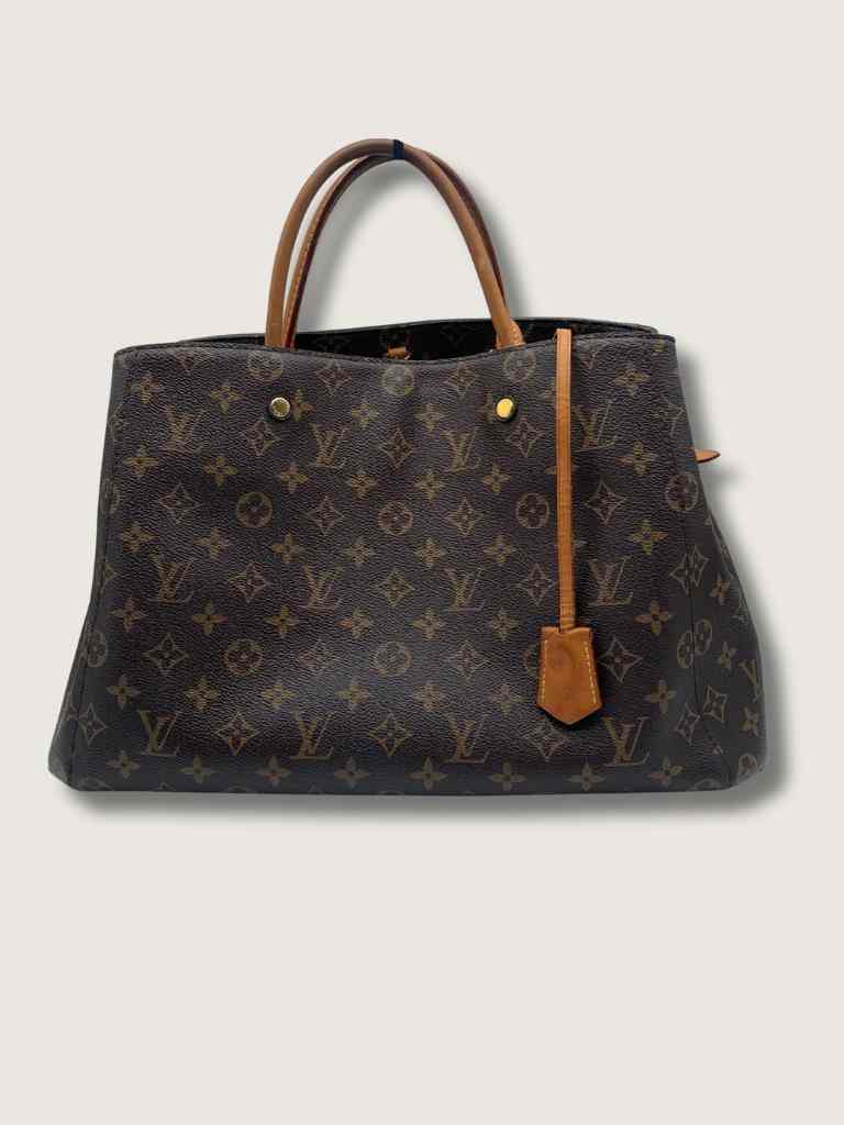 LOUIS VUITTON Handbag