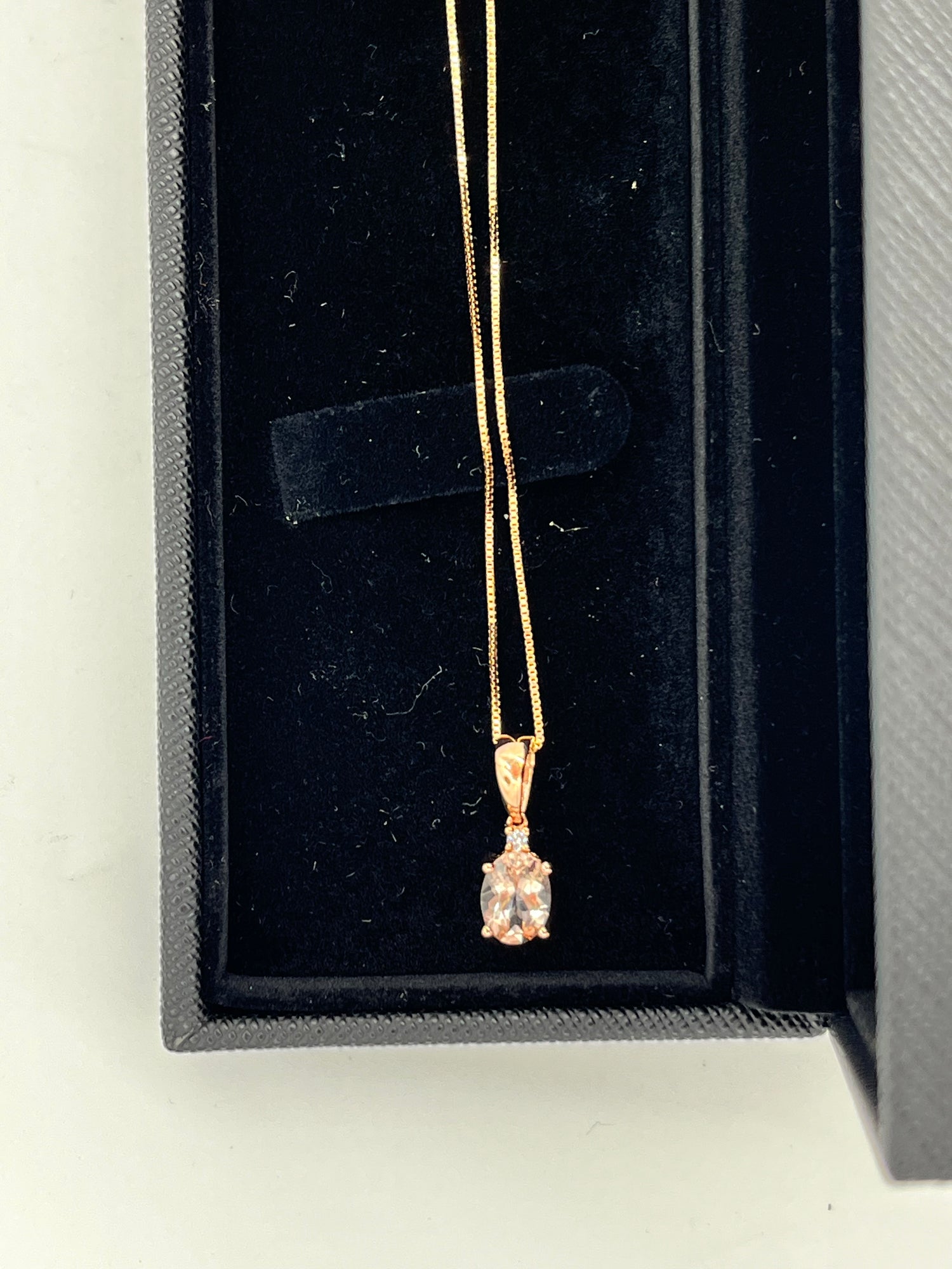 10k gold Like New / NWOT: Item is pristine Necklace