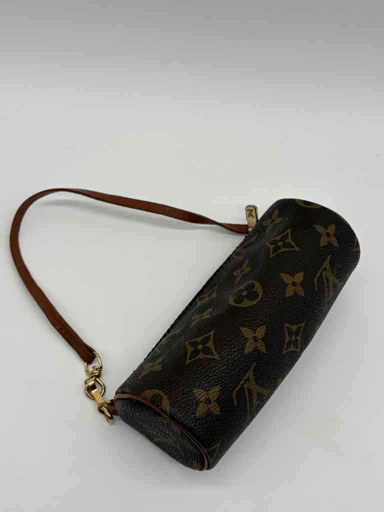 LOUIS VUITTON Good: Item has clear signs of wear Handbag