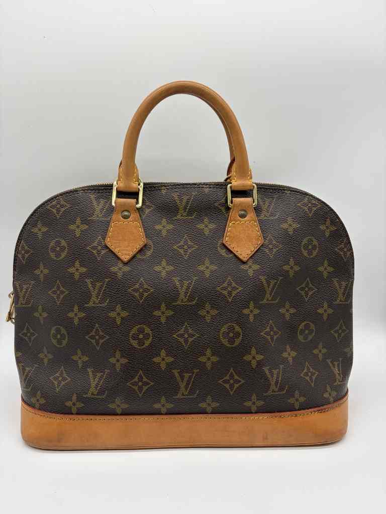 LOUIS VUITTON Handbag
