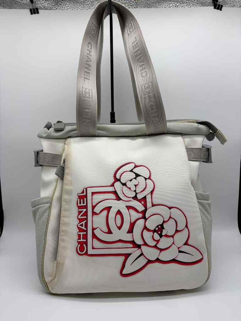 CHANEL Handbag