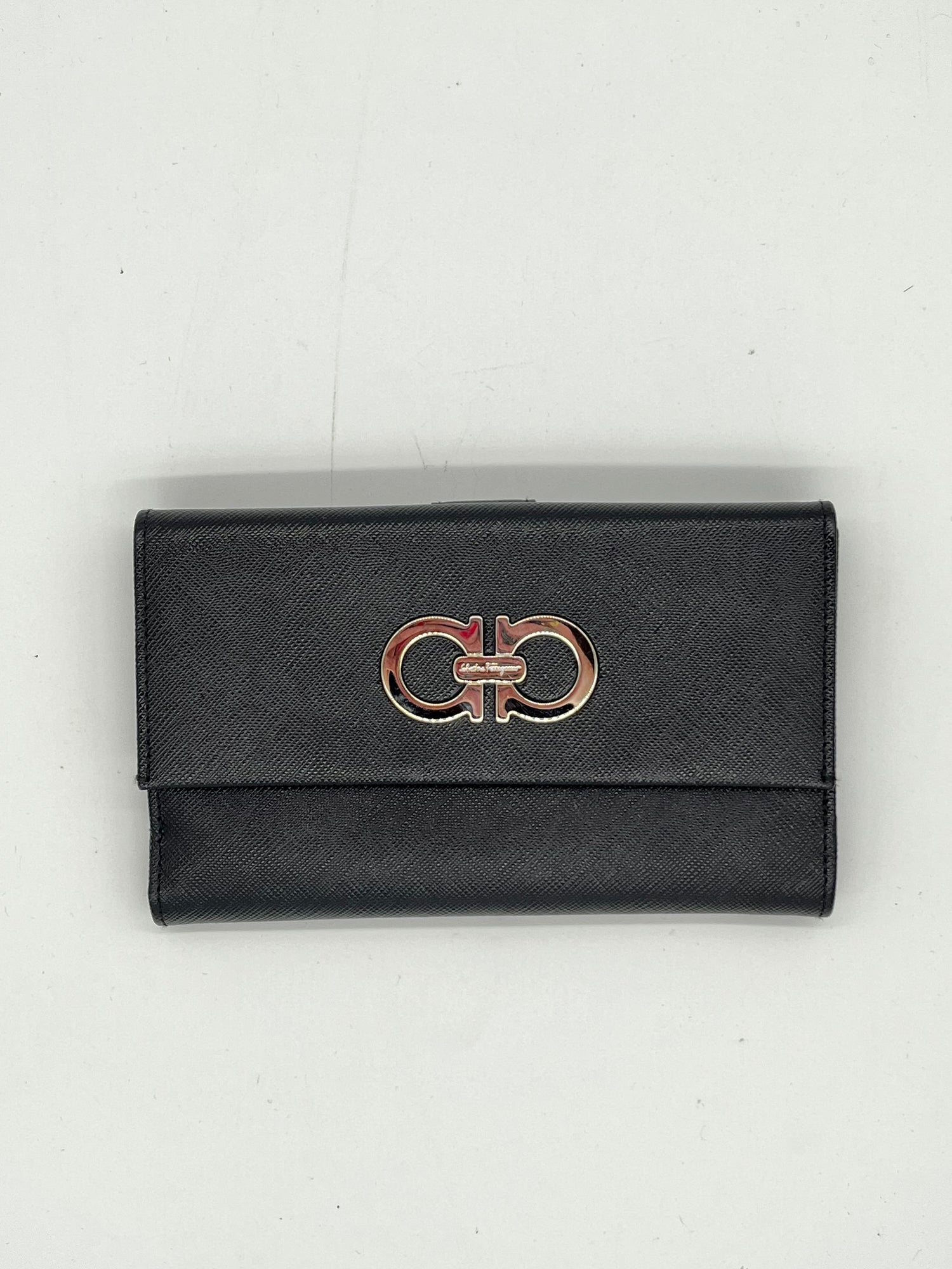 FERRAGAMO Like New / NWOT: Item is pristine Wallet