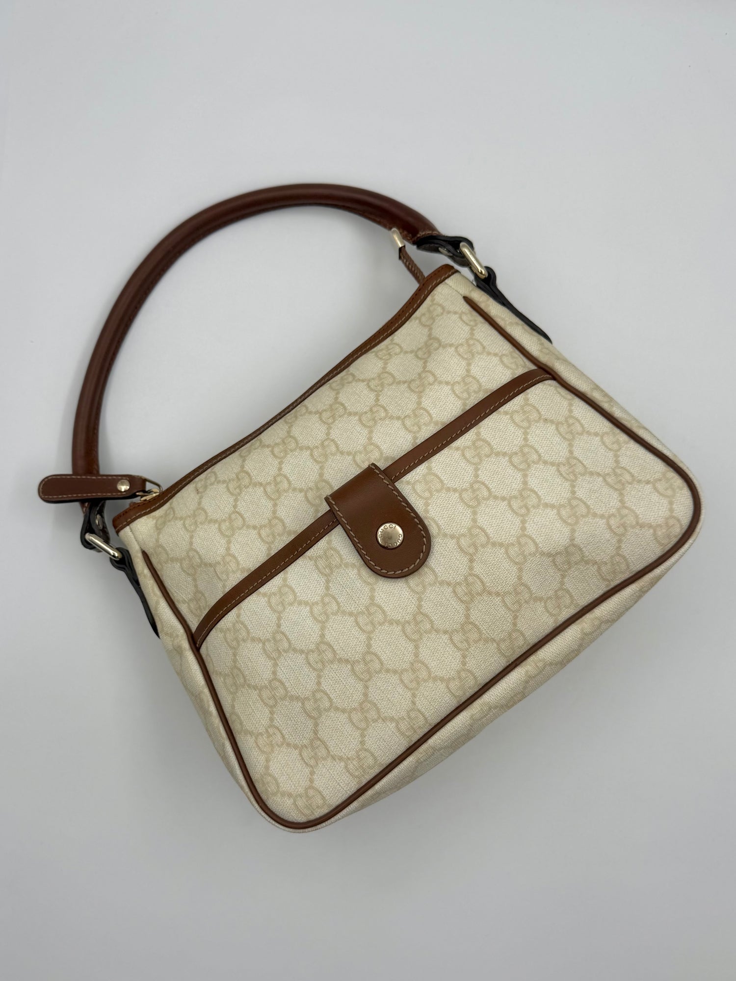 GUCCI Good: Item has clear signs of wear Handbag