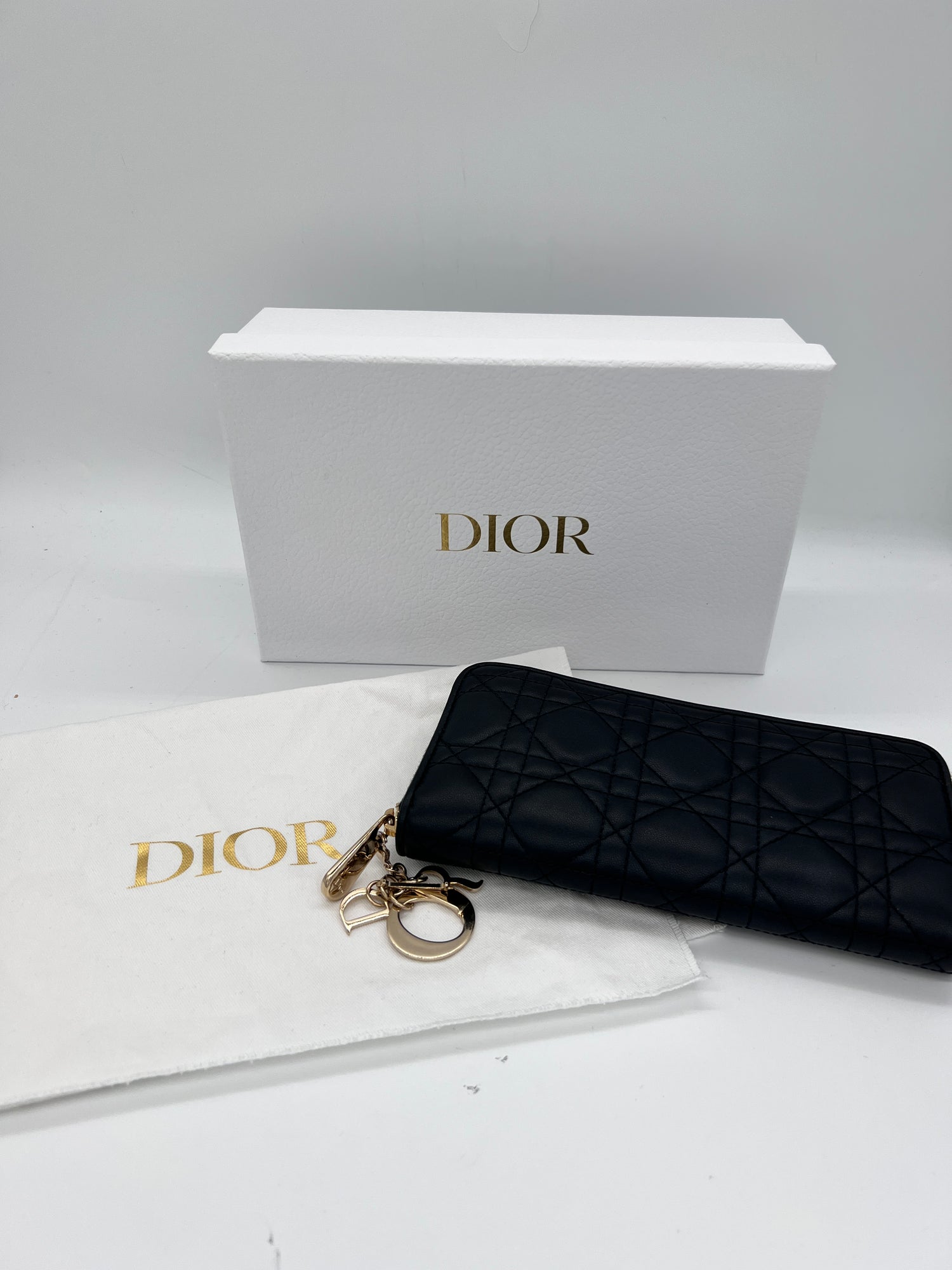 DIOR Wallet