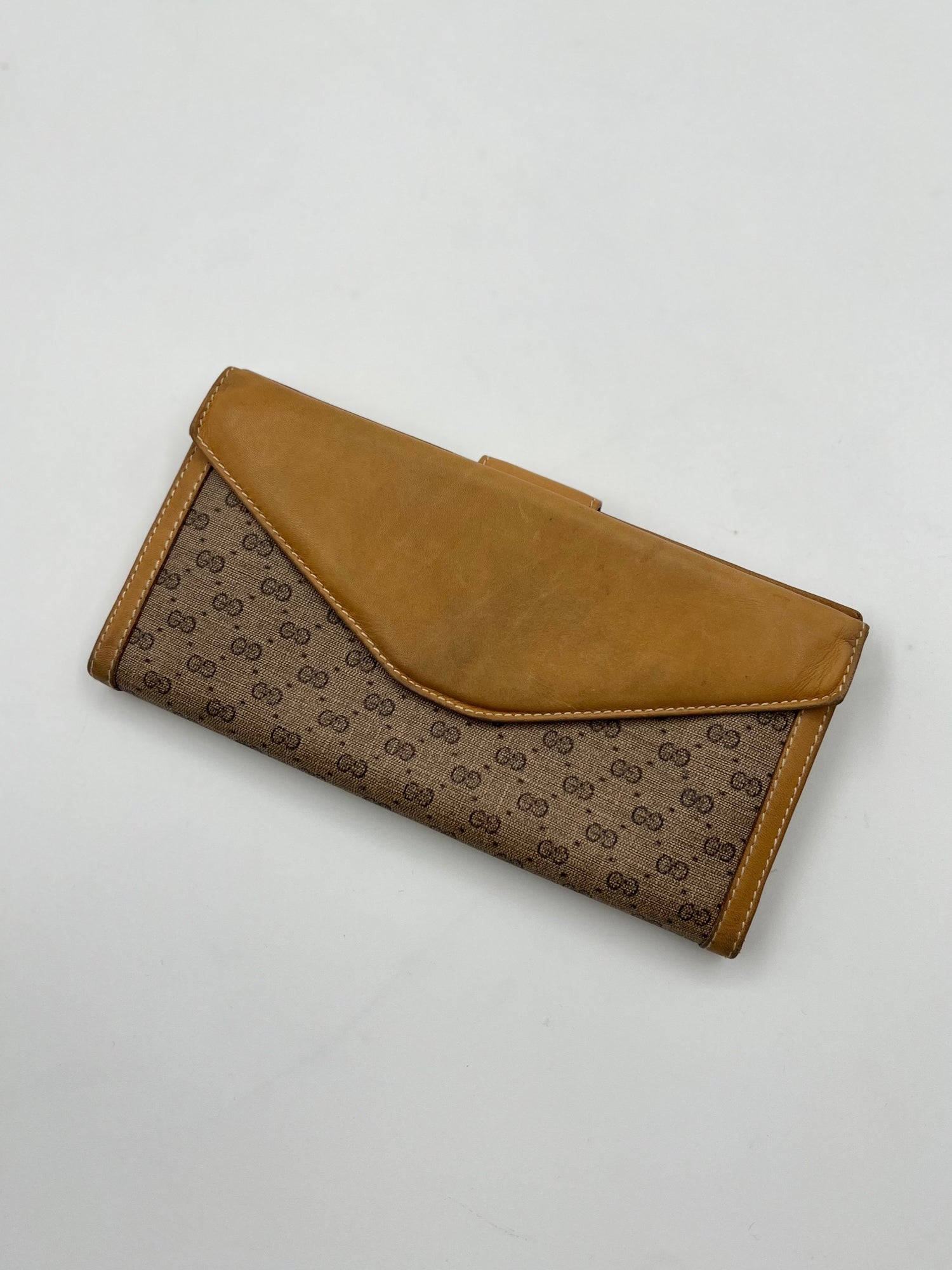 Gucci Vintage Monogram Wallet