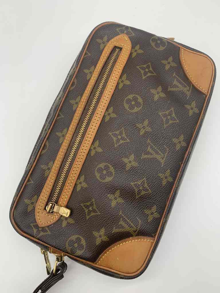 LOUIS VUITTON Handbag