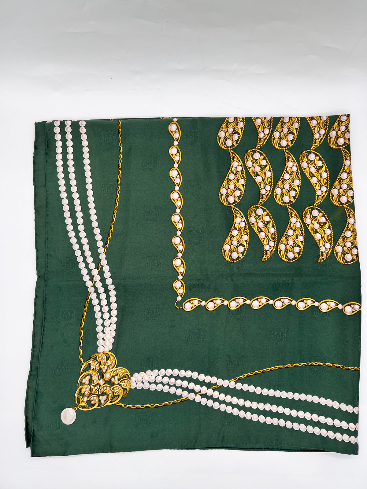 Mikimoto Scarves