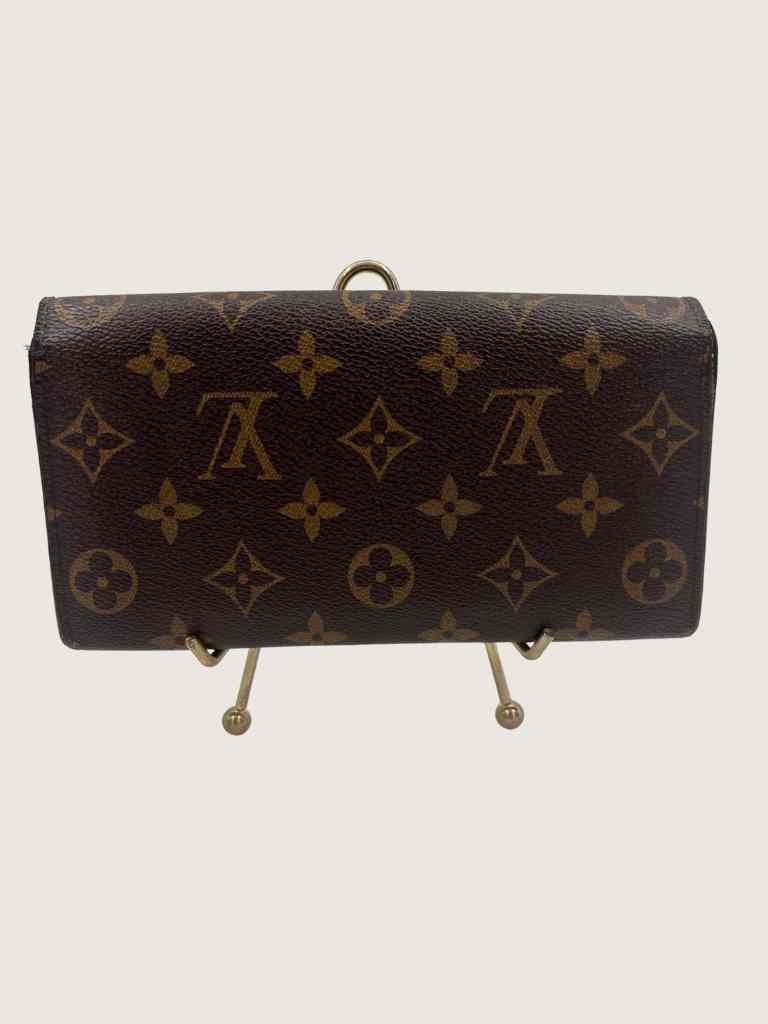 LOUIS VUITTON Wallet